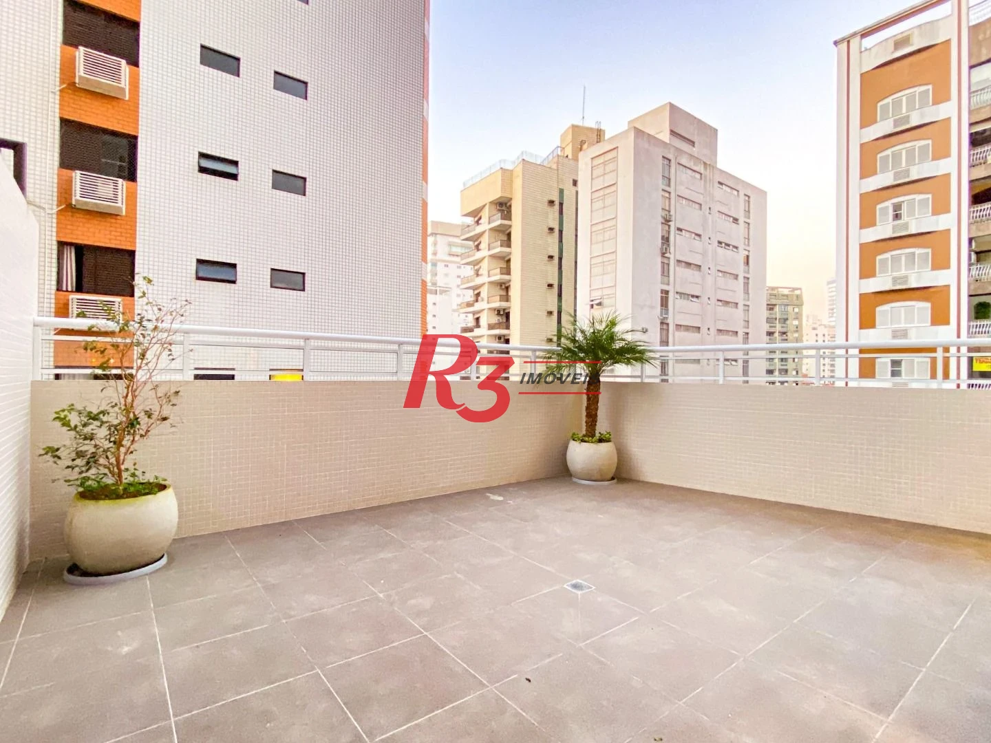 Apartamento com 2 dormitórios para alugar, 91 m² por R$ 8.000,00/mês - Boqueirão - Santos/SP