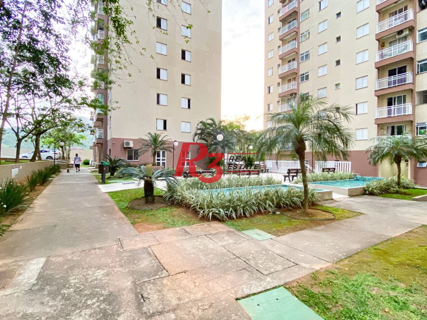 Apartamento com 2 dormitórios à venda, 58 m² por R$ 320.000,00 - Morro de Nova Cintra - Santos/SP