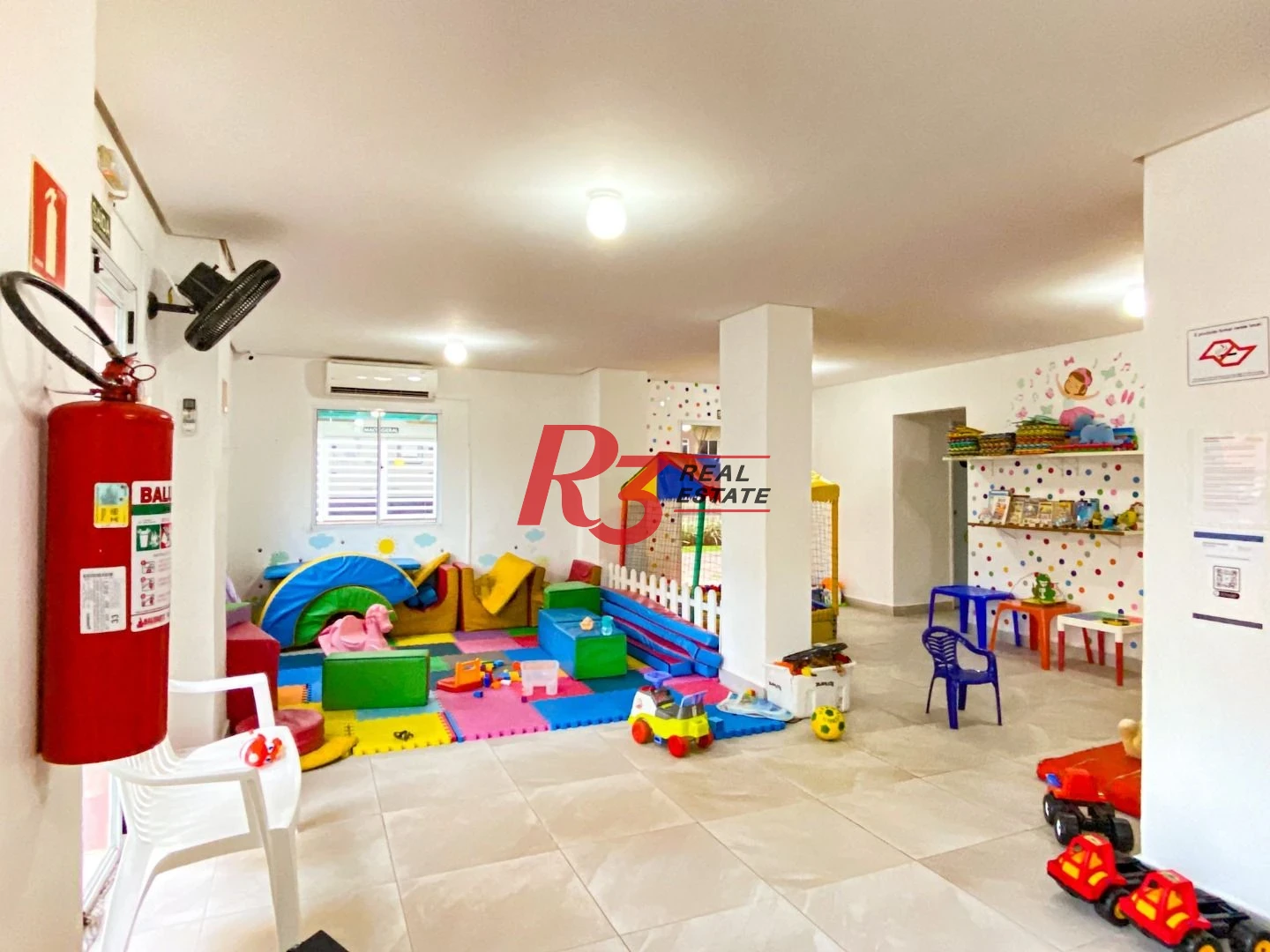 Apartamento com 2 dormitórios à venda, 58 m² por R$ 320.000,00 - Morro de Nova Cintra - Santos/SP