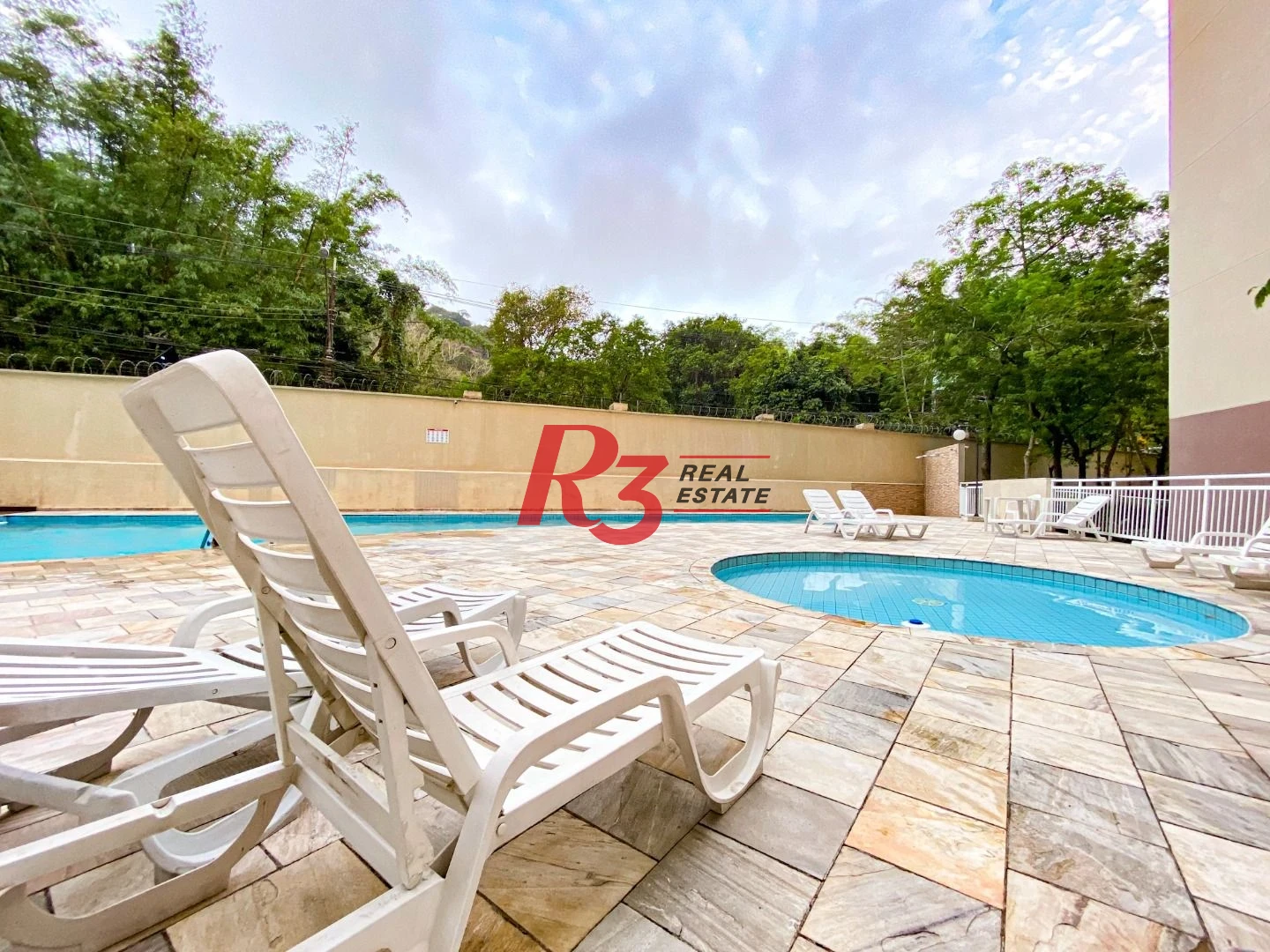 Apartamento com 2 dormitórios à venda, 58 m² por R$ 320.000,00 - Morro de Nova Cintra - Santos/SP