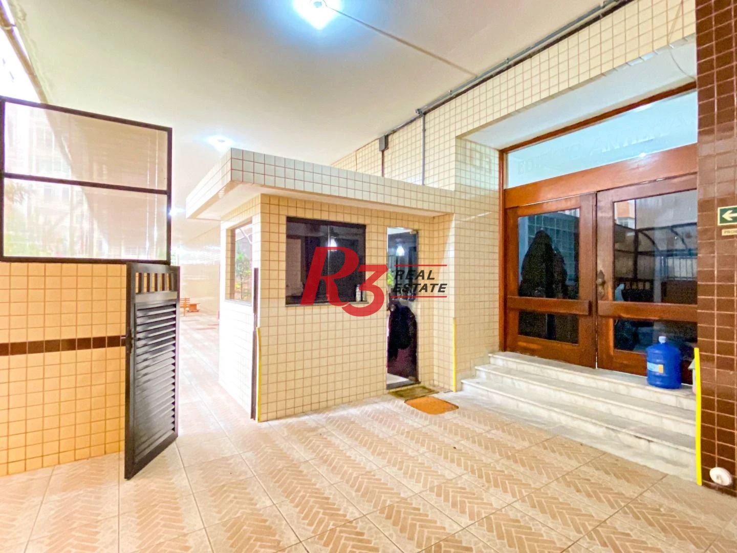 Apartamento com 2 dormitórios à venda, 60 m² por R$ 480.000,00 - Ponta da Praia - Santos/SP