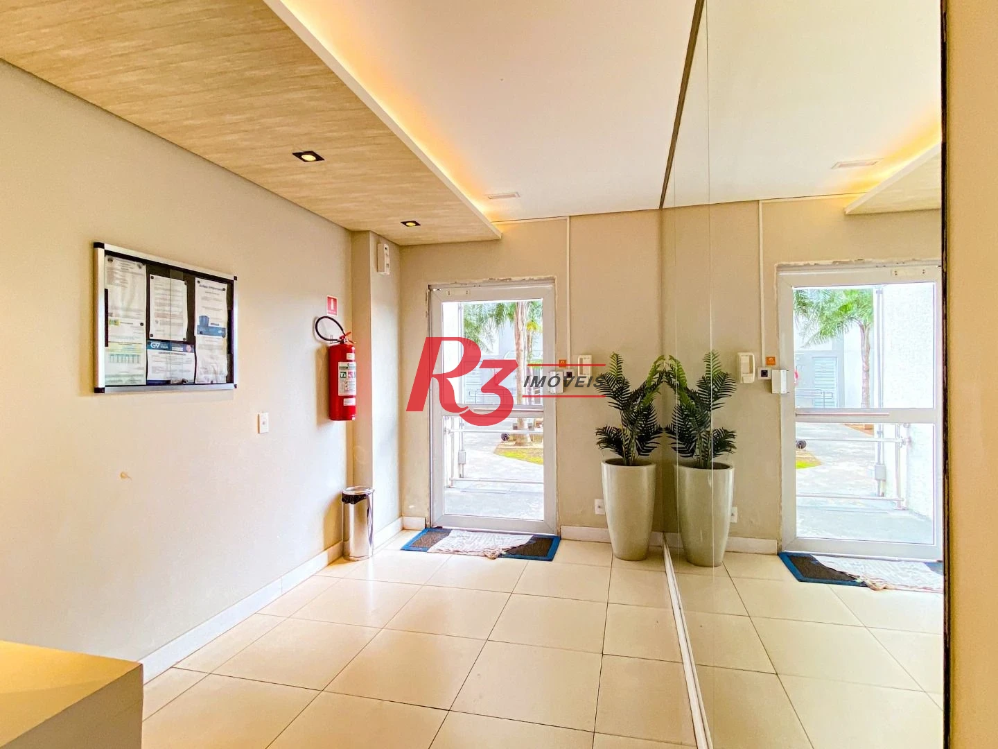 Apartamento à venda, 44 m² por R$ 300.000,00 - Castelo - Santos/SP