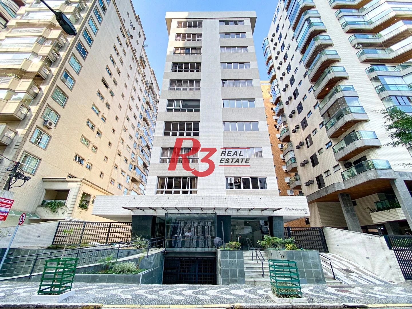 Apartamento com 3 dormitórios à venda, 148 m² por R$ 990.000,00 - Boqueirão - Santos/SP