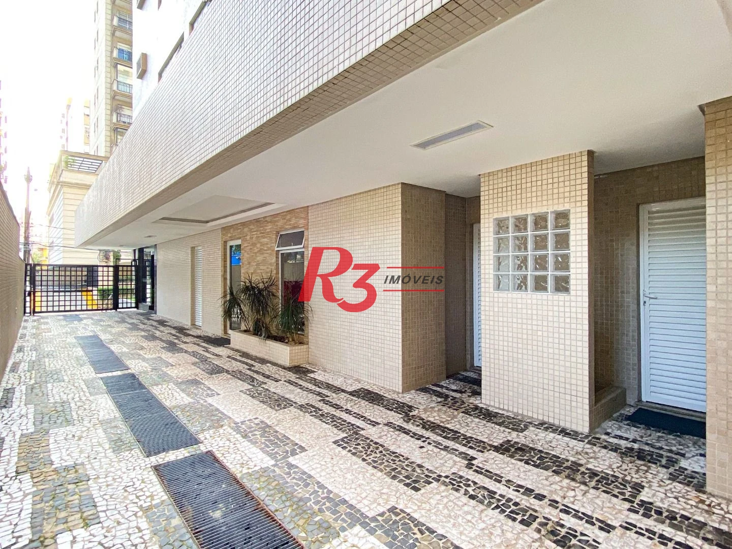 Apartamento com 3 dormitórios à venda, 150 m² por R$ 1.990.000,00 - Boqueirão - Santos/SP
