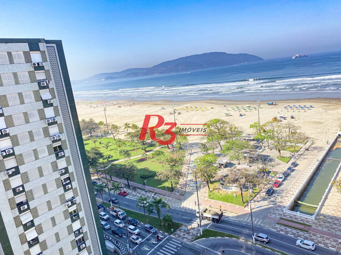 Apartamento com 3 dormitórios à venda, 120 m² por R$ 1.000.000,00 - Pompéia - Santos/SP