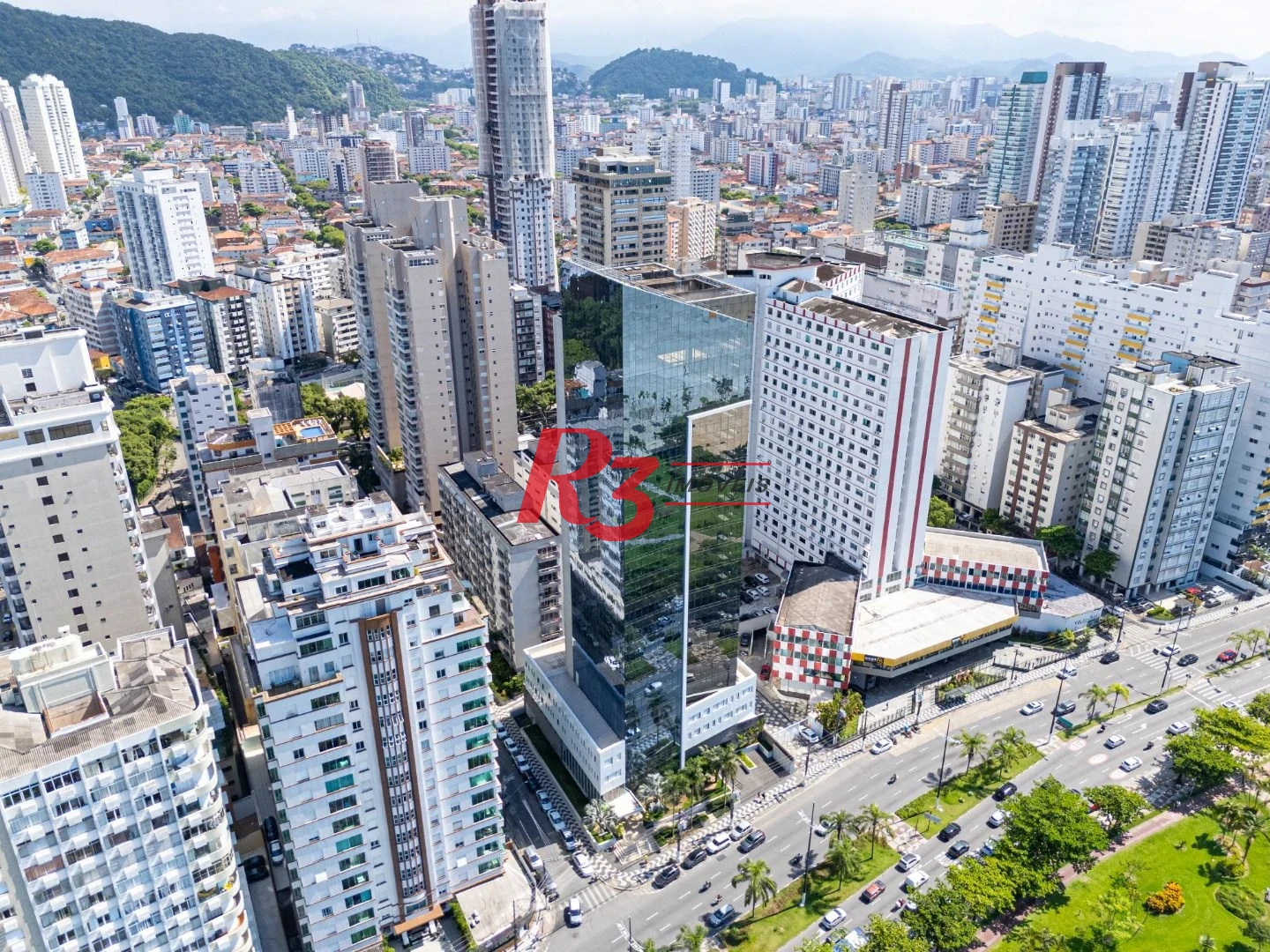 Sala para alugar, 538 m² por R$ 48.764,59/mês - José Menino - Santos/SP