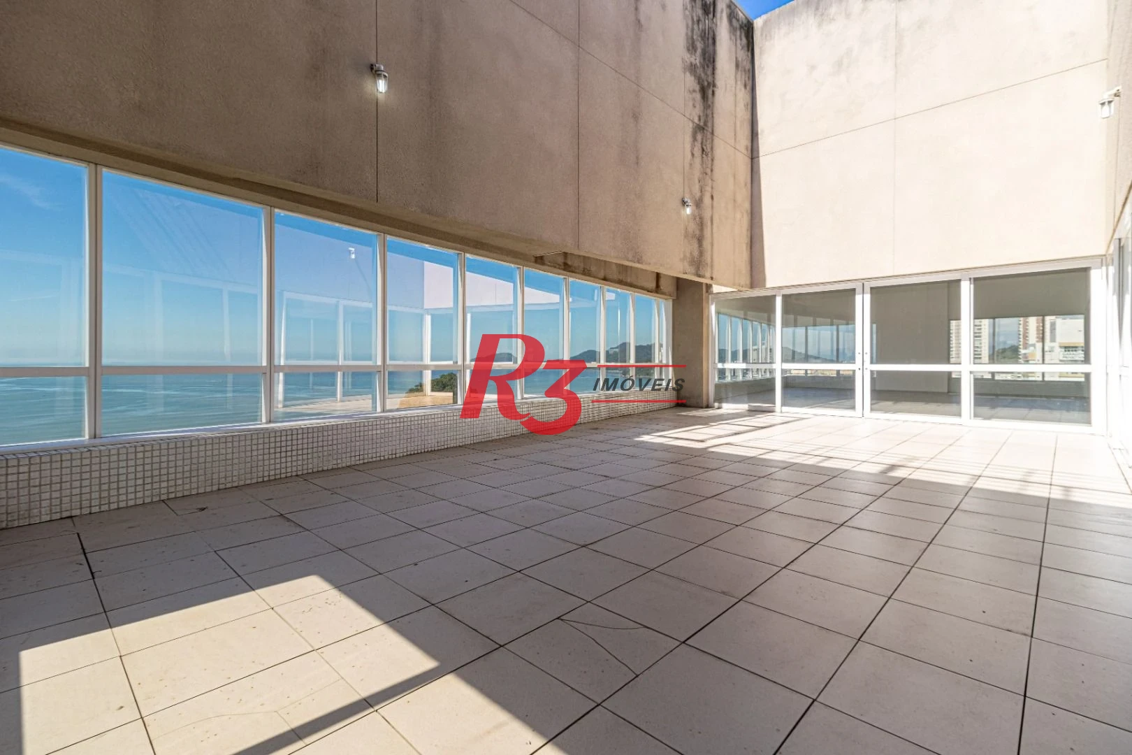 Sala para alugar, 538 m² por R$ 48.764,59/mês - José Menino - Santos/SP