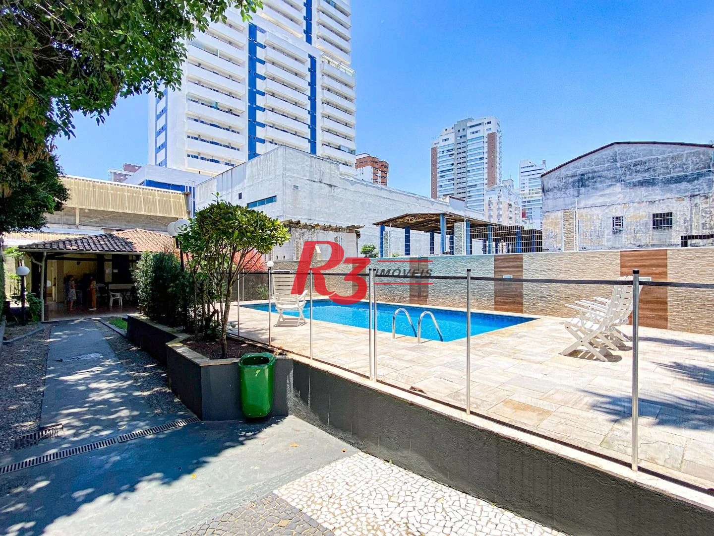 Apartamento com 3 dormitórios à venda, 169 m² por R$ 990.000,00 - Boqueirão - Santos/SP