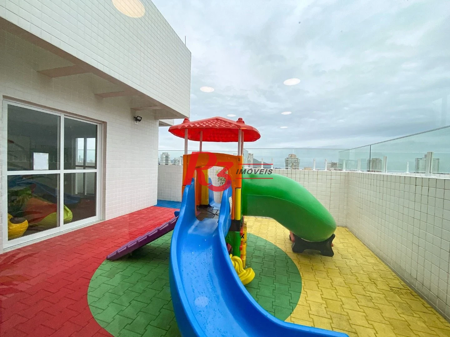 Apartamento com 2 dormitórios para alugar, 66 m² por R$ 6.009,86/mês - Boqueirão - Santos/SP