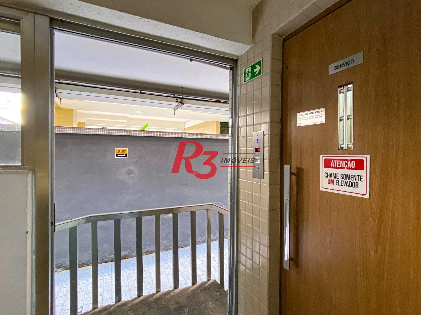 Kitnet com 1 dormitório para alugar, 39 m² por R$ 3.000,00/mês - Gonzaga - Santos/SP