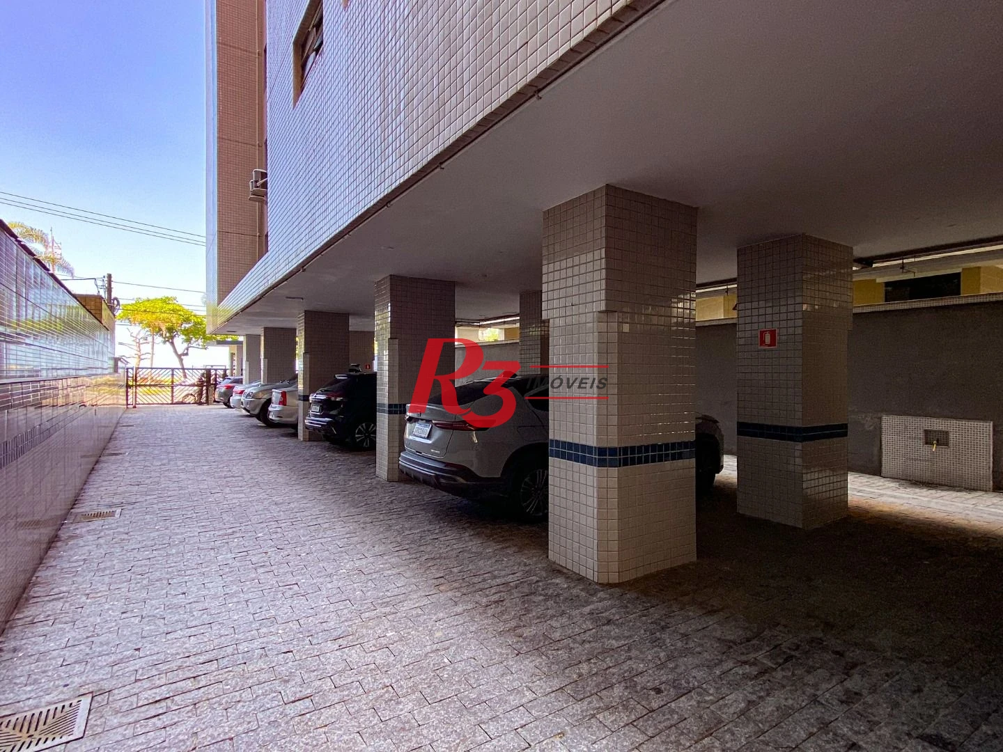 Kitnet com 1 dormitório para alugar, 39 m² por R$ 3.000,00/mês - Gonzaga - Santos/SP