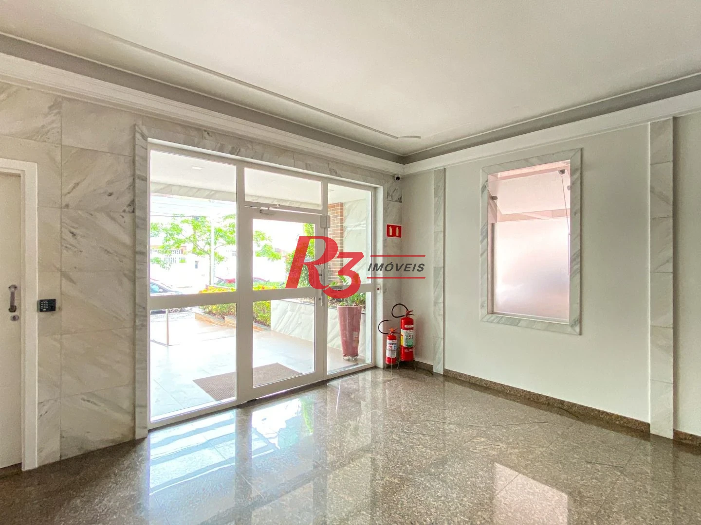 Apartamento para alugar, 115 m² por R$ 5.647,00/mês - Gonzaga - Santos/SP