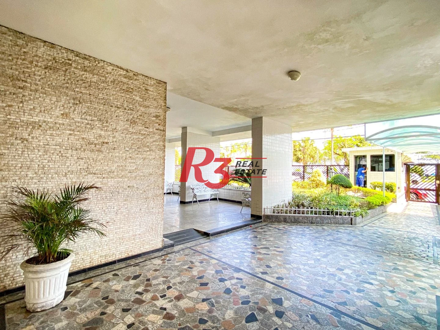 Apartamento com 2 dormitórios à venda, 108 m² por R$ 895.000,00 - Embaré - Santos/SP