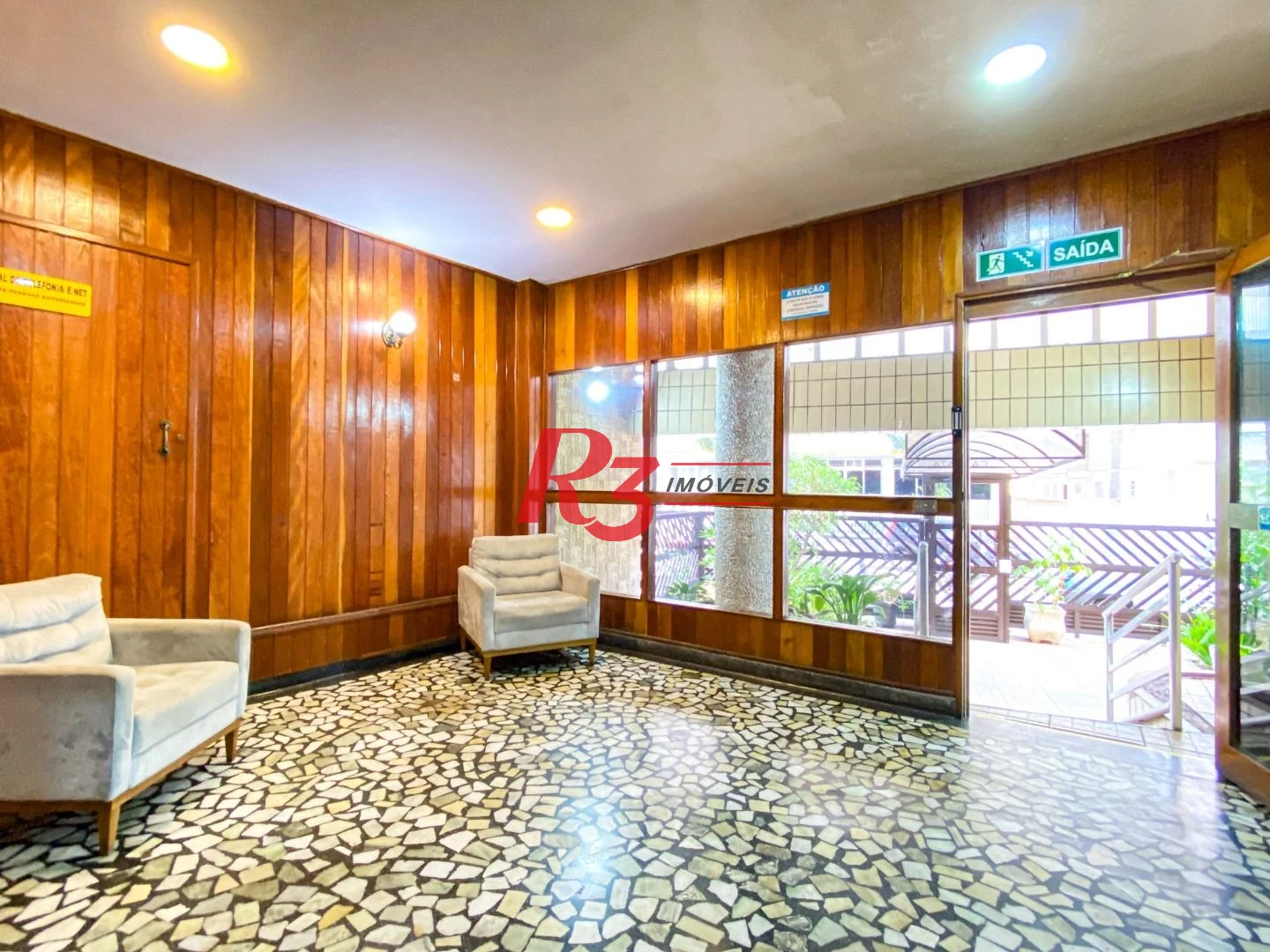 Apartamento com 2 dormitórios à venda, 57 m² por R$ 320.000,00 - José Menino - Santos/SP