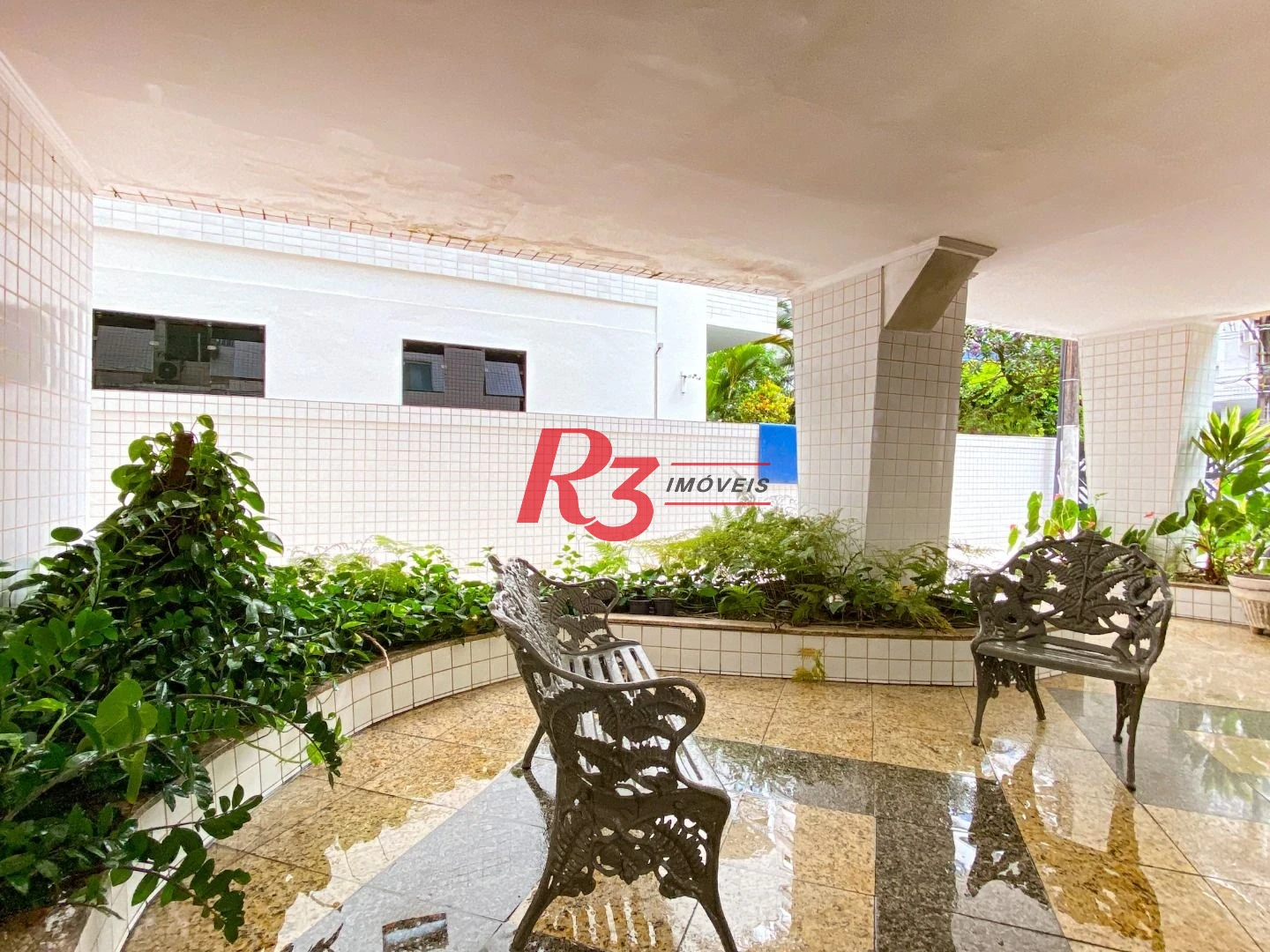 Apartamento com 1 dormitório para alugar, 48 m² por R$ 3.000,00/mês - Boqueirão - Santos/SP