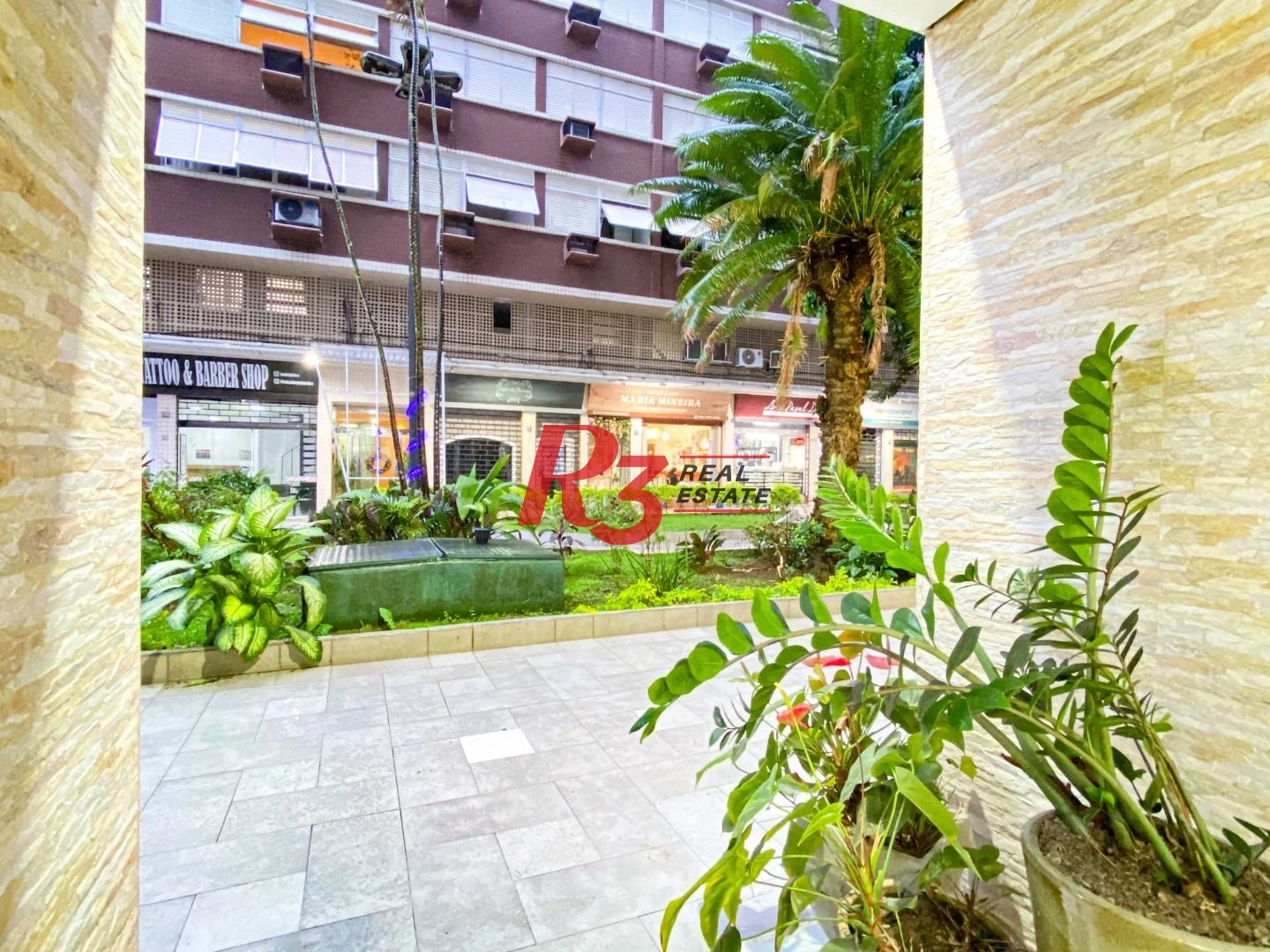 Apartamento com 2 dormitórios à venda, 98 m² por R$ 550.000,00 - Gonzaga - Santos/SP