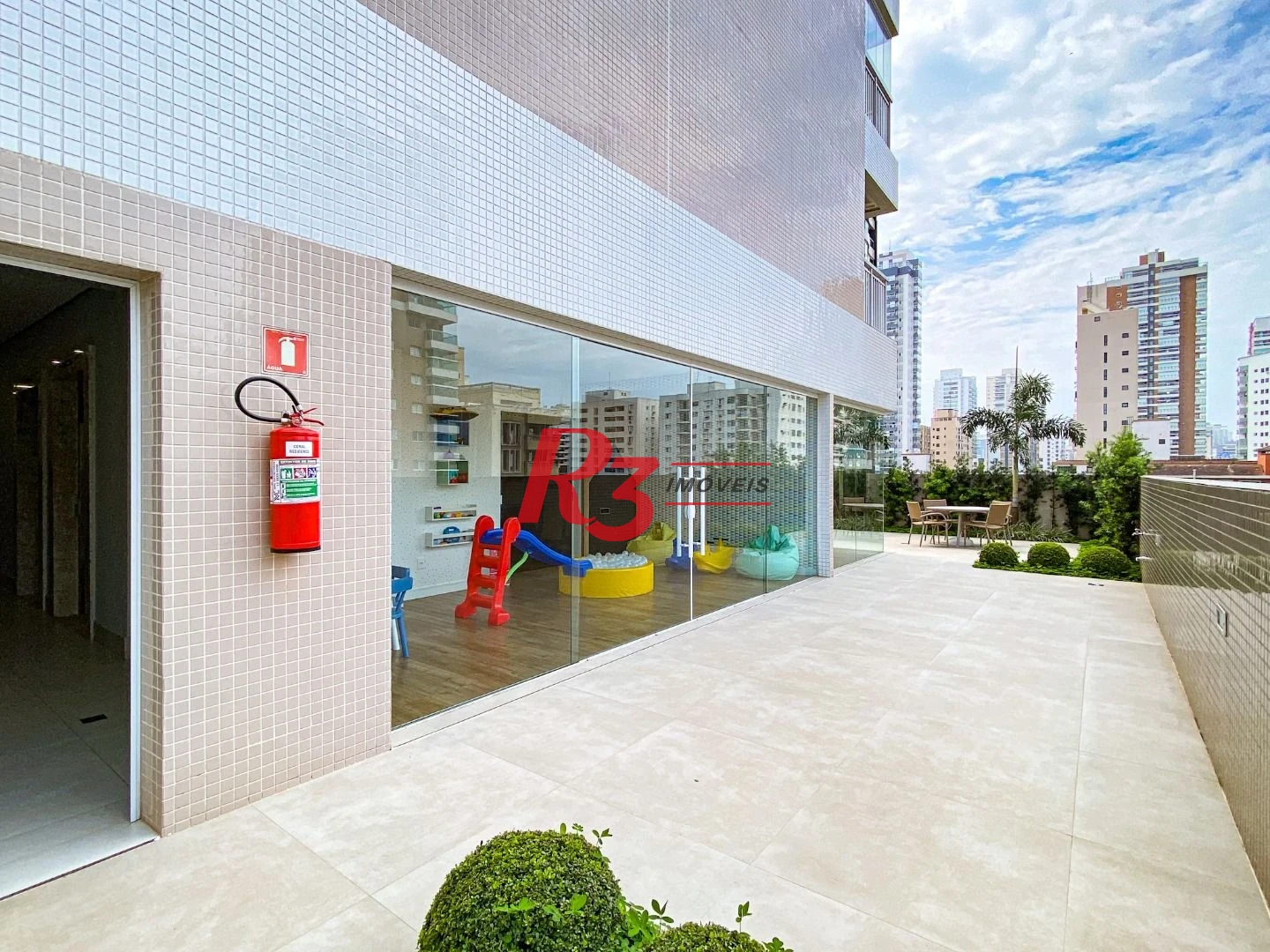 Apartamento Garden com 3 dormitórios à venda, 161 m² por R$ 3.200.000,00 - Boqueirão - Santos/SP