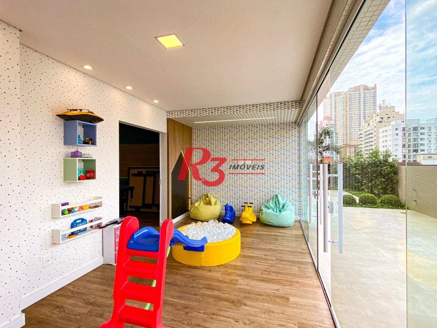 Apartamento Garden com 3 dormitórios à venda, 161 m² por R$ 3.200.000,00 - Boqueirão - Santos/SP