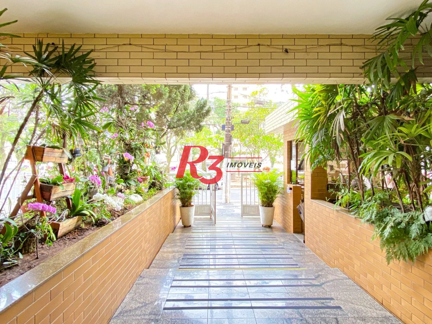 Apartamento com 3 dormitórios para alugar, 200 m² por R$ 6.968,36/mês - Embaré - Santos/SP