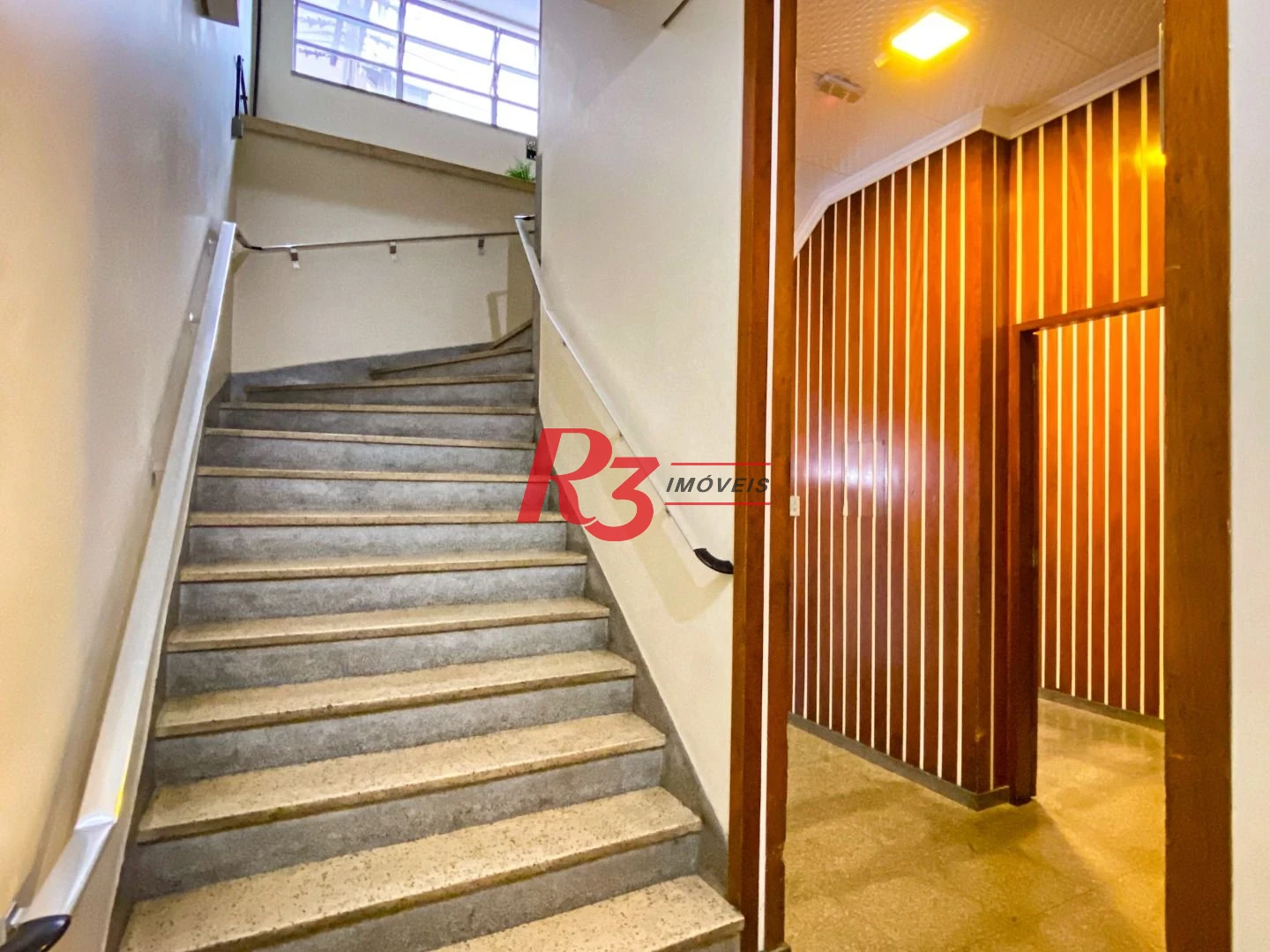 Apartamento com 2 dormitórios para alugar, 120 m² por R$ 4.147,11/mês - Boqueirão - Santos/SP