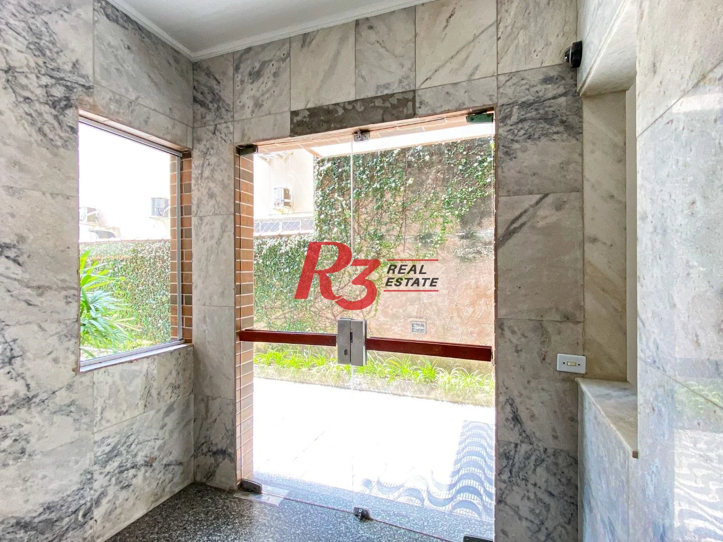Apartamento com 2 dormitórios para alugar, 98 m² por R$ 3.990,00/mês - Gonzaga - Santos/SP