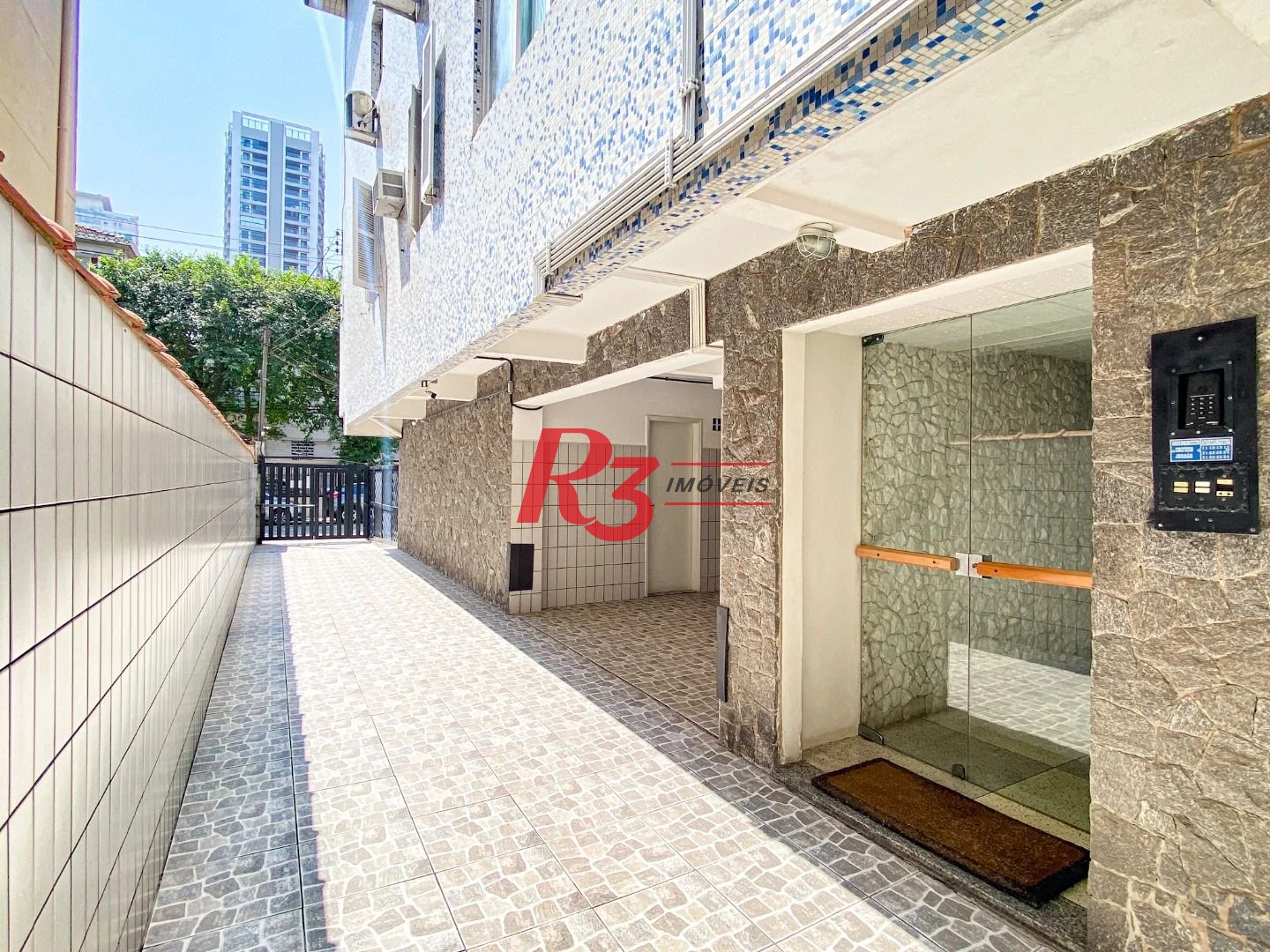 Apartamento com 3 dormitórios à venda, 97 m² por R$ 600.000,00 - Boqueirão - Santos/SP