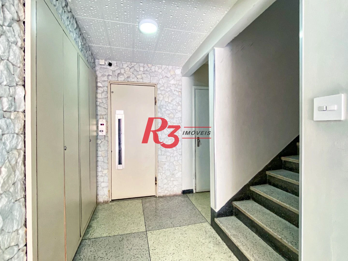 Apartamento com 3 dormitórios à venda, 97 m² por R$ 600.000,00 - Boqueirão - Santos/SP