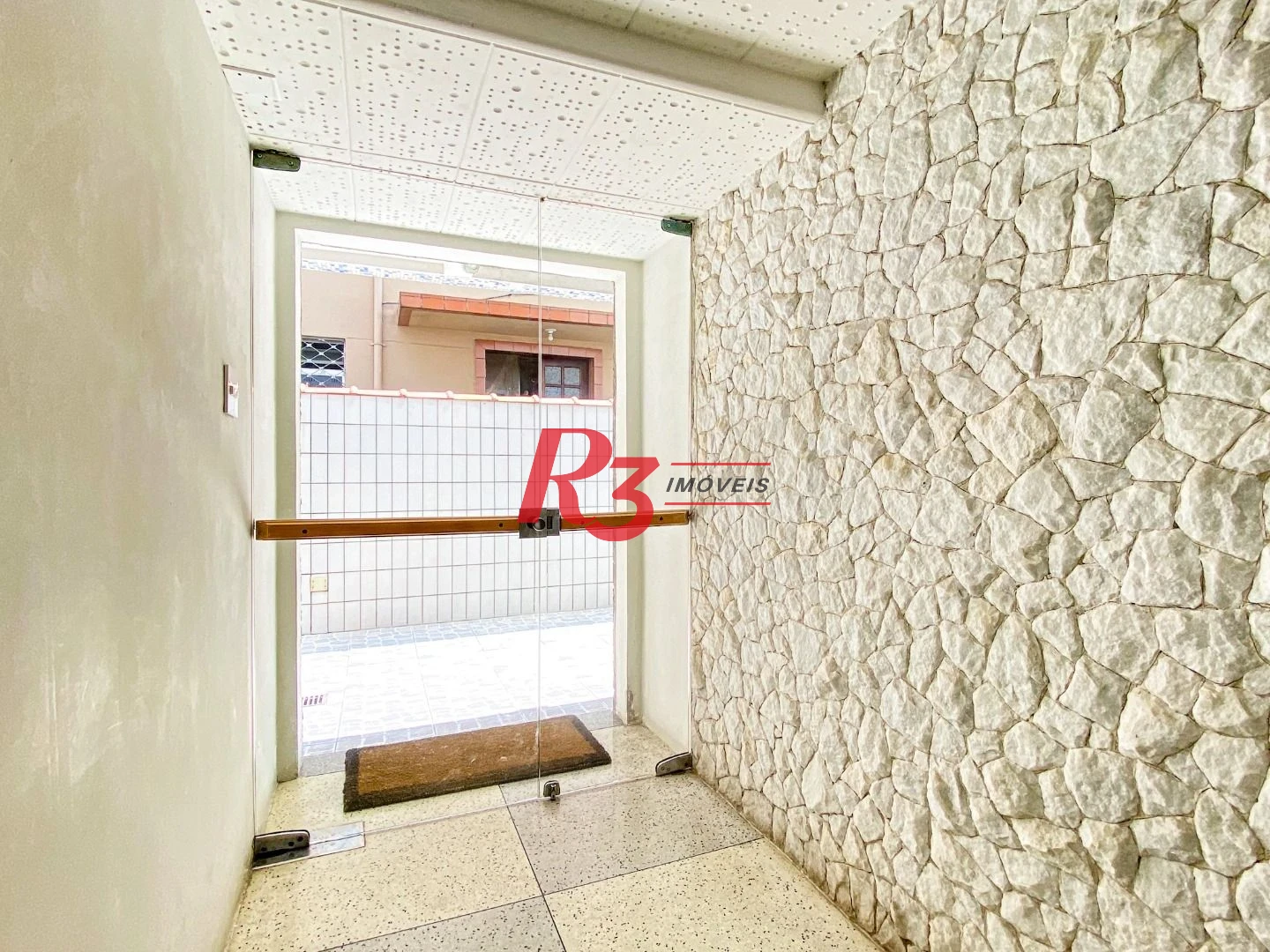 Apartamento com 3 dormitórios à venda, 97 m² por R$ 600.000,00 - Boqueirão - Santos/SP
