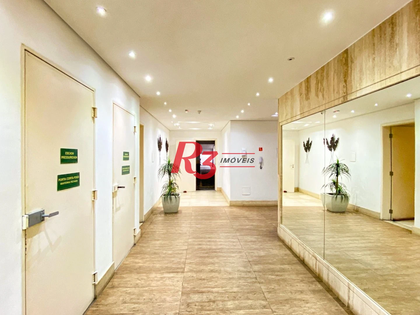 Apartamento para alugar, 48 m² por R$ 5.000,00/mês - Ponta da Praia - Santos/SP